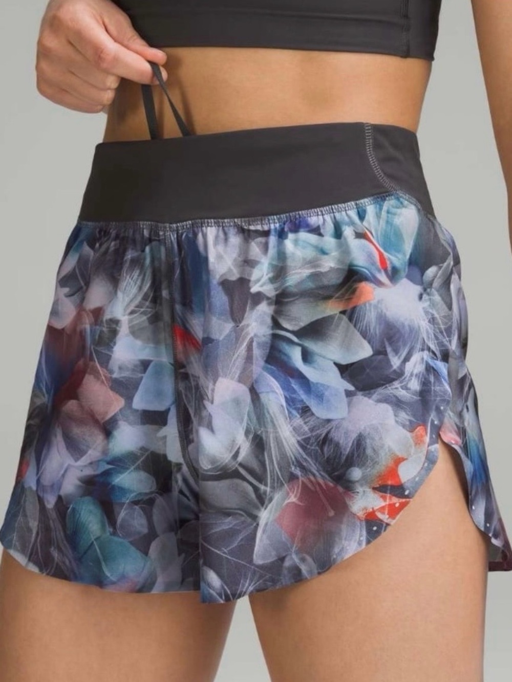 Lululemon Fast and Free Reflective High-Rise Short 3" Size 2 Run Gym W7CT5S